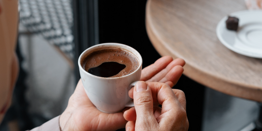 Astringencia en el café y sensación de sequedad en boca